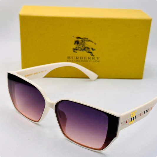 Burberry Signature Check Sunglasses – A Timeless Classic