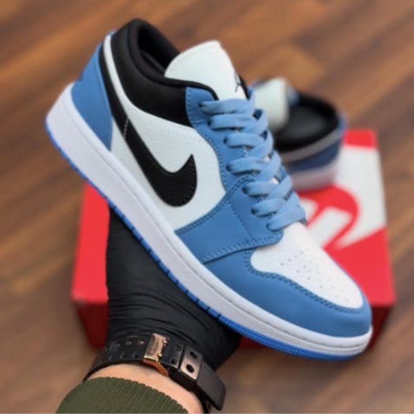 Nike Air Jorden Blue Black White Shoes