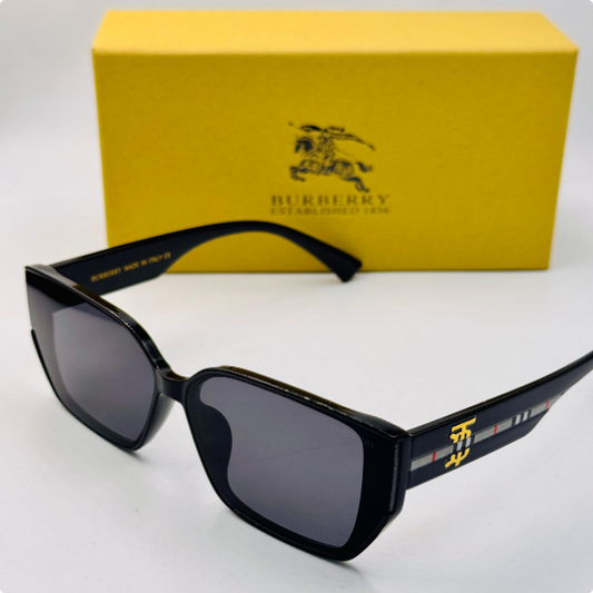 Burberry Oversized Sunglasses – Bold & Chic