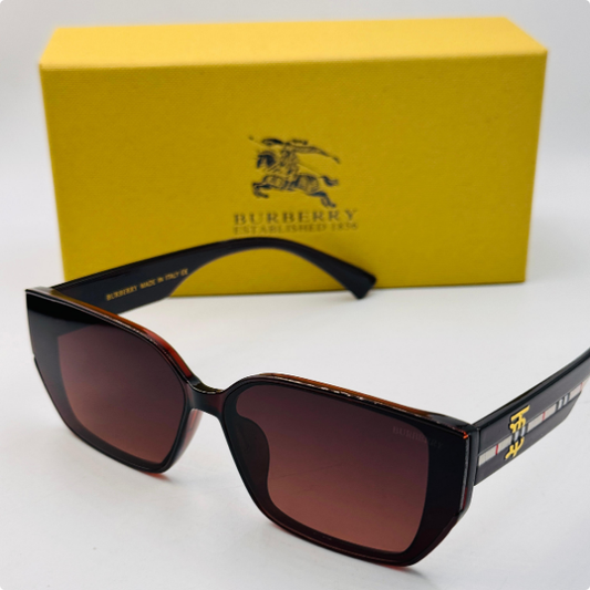 Burberry Aviator Sunglasses – Classic Meets Modern